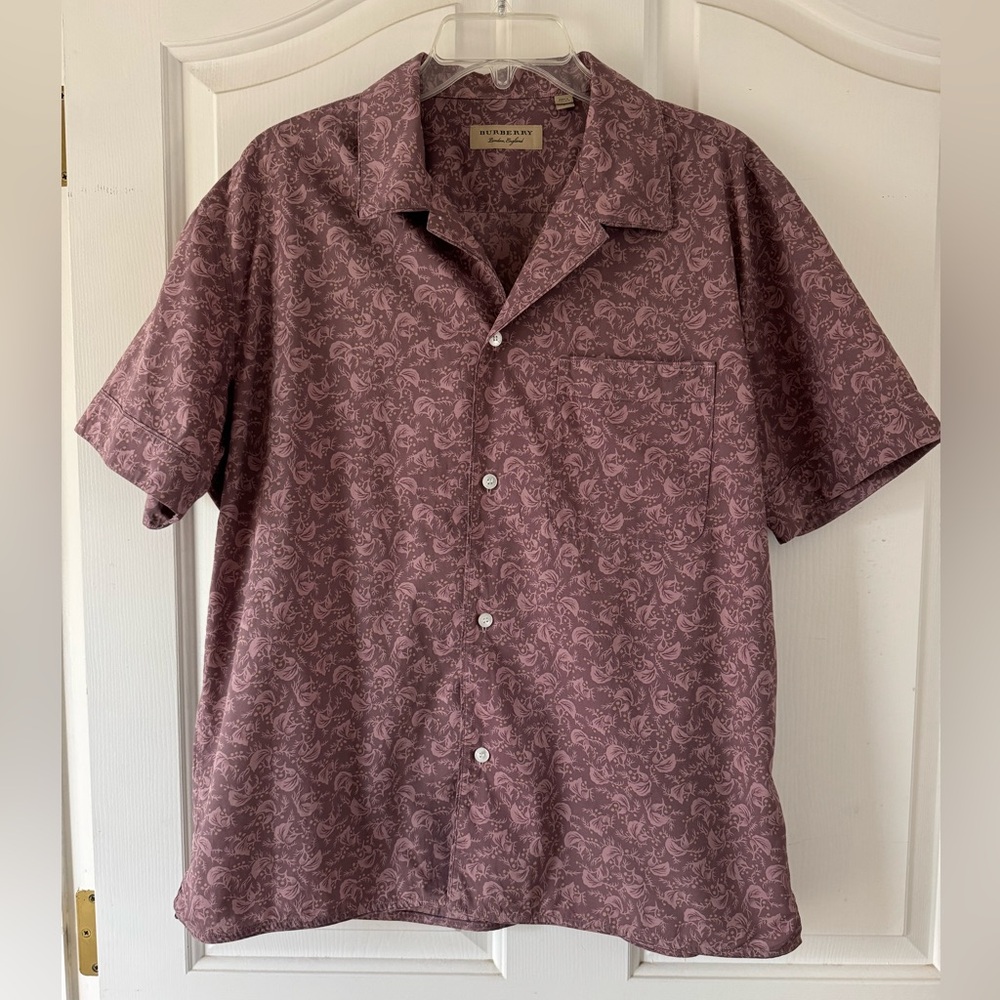Burberry men’s short sleeve button down shirt, size large, plum/lilac